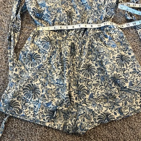 H & M Floral Romper - Picture 7 of 9